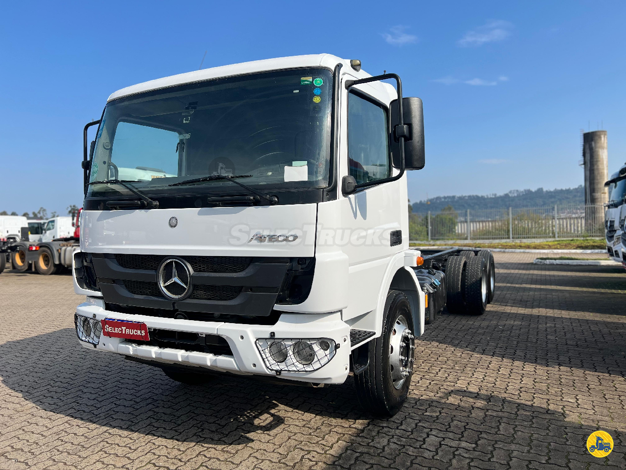 CAMINHAO MERCEDES-BENZ MB 2426 Chassis Truck 6x2 SelecTrucks - Novo Hamburgo RS NOVO HAMBURGO RIO GRANDE DO SUL RS